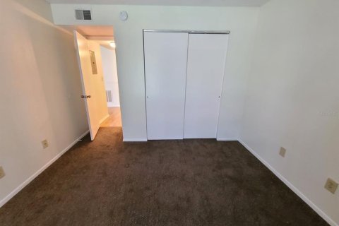 Снять в аренду кондоминиум в Тампа, Флорида 3 комнаты, 84.73м2, № 1832650 - фото 23