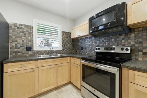 Villa ou maison à vendre à Clearwater, Floride: 3 chambres, 121.05 m2 № 1884096 - photo 12