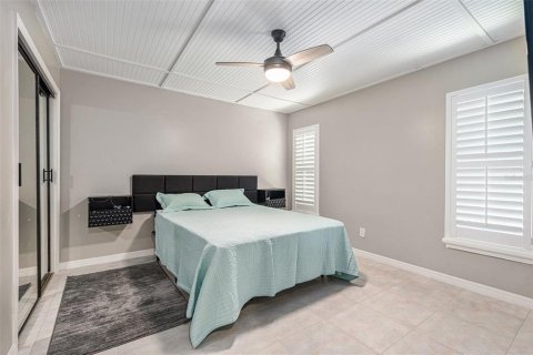 Casa en venta en Port Richey, Florida, 3 dormitorios, 211.35 m2 № 1851397 - foto 21