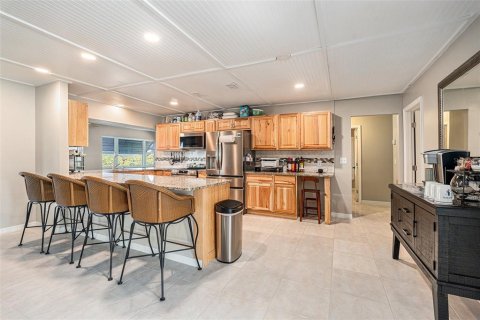 Casa en venta en Port Richey, Florida, 3 dormitorios, 211.35 m2 № 1851397 - foto 13