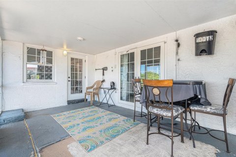 Casa en venta en Port Richey, Florida, 3 dormitorios, 211.35 m2 № 1851397 - foto 29