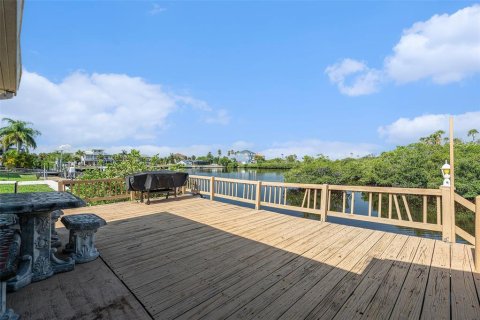 Casa en venta en Port Richey, Florida, 3 dormitorios, 211.35 m2 № 1851397 - foto 30