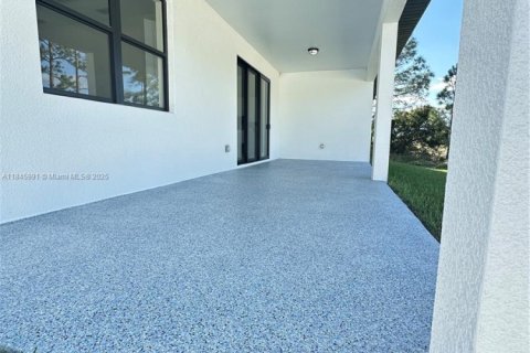 Casa en venta en Lehigh Acres, Florida, 3 dormitorios, 173.82 m2 № 1842833 - foto 18