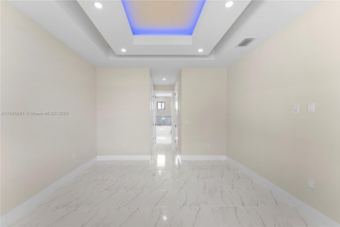 Casa en venta en Lehigh Acres, Florida, 3 dormitorios, 173.82 m2 № 1842833 - foto 13