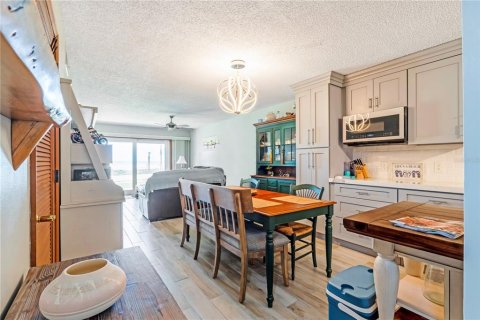 Copropriété à vendre à Ormond Beach, Floride: 2 chambres, 106.84 m2 № 2215752 - photo 16