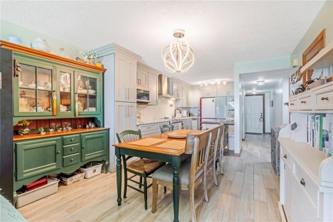 Copropriété à vendre à Ormond Beach, Floride: 2 chambres, 106.84 m2 № 2215752 - photo 12