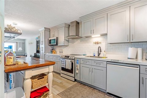 Copropriété à vendre à Ormond Beach, Floride: 2 chambres, 106.84 m2 № 2215752 - photo 15