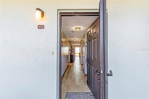 Copropriété à vendre à Ormond Beach, Floride: 2 chambres, 106.84 m2 № 2215752 - photo 11