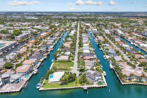 House in Boca Raton, Florida 3 rooms, 577.29 sq.m. № 2180320 - photo 14