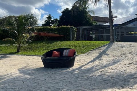 Купить виллу или дом в Майами, Флорида 3 спальни, 147.34м2, № 1989224 - фото 16