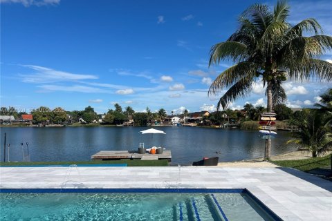 Купить виллу или дом в Майами, Флорида 3 спальни, 147.34м2, № 1989224 - фото 22