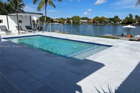 Купить виллу или дом в Майами, Флорида 3 спальни, 147.34м2, № 1989224 - фото 3