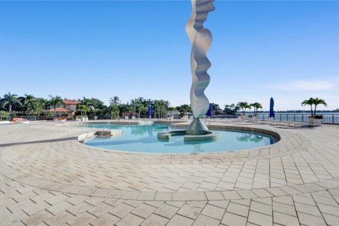 Copropriété à vendre à Miami, Floride: 2 chambres, 135.64 m2 № 1952606 - photo 10
