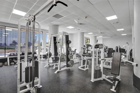 Copropriété à vendre à Miami, Floride: 2 chambres, 135.64 m2 № 1952606 - photo 16