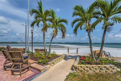 Copropriété à louer à Clearwater, Floride: 2 chambres, 121.7 m2 № 2412661 - photo 4