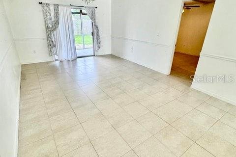 Townhouse in Titusville, Florida 2 bedrooms, 89.37 sq.m. № 2215398 - photo 5