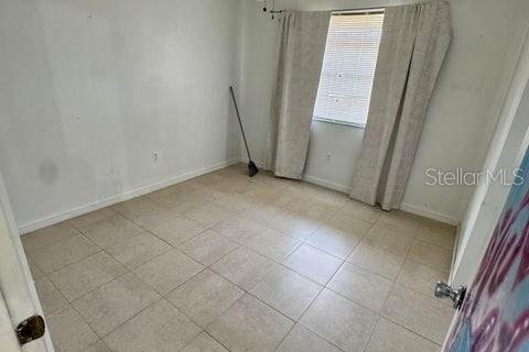Townhouse in Titusville, Florida 2 bedrooms, 89.37 sq.m. № 2215398 - photo 10