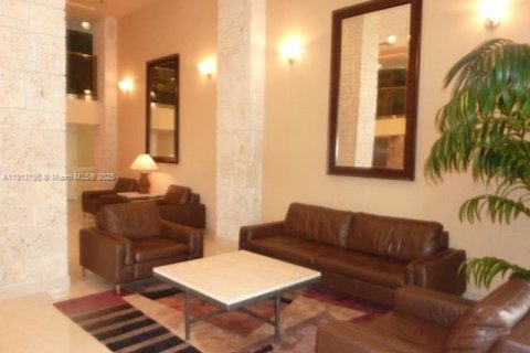Купить кондоминиум в Санни-Айлс-Бич, Флорида 3 спальни, 129.69м2, № 1969338 - фото 21
