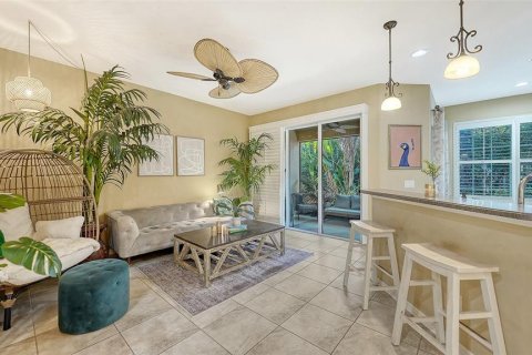 Touwnhouse à vendre à Sarasota, Floride: 3 chambres, 168.9 m2 № 2094390 - photo 9