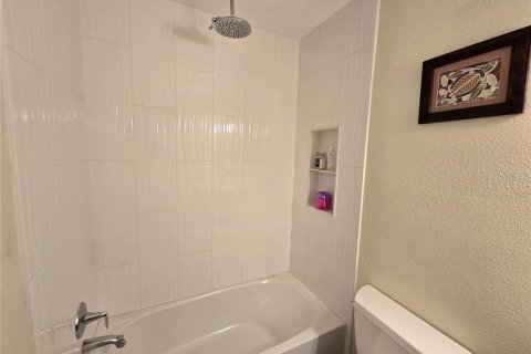 Купить виллу или дом в Сарасота, Флорида 8 комнат, 105.91м2, № 1846517 - фото 23