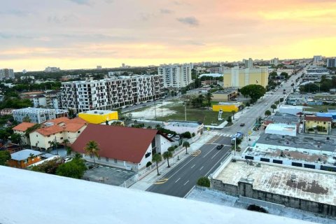 Купить кондоминиум в Майами, Флорида 2 спальни, 91.42м2, № 2011427 - фото 10