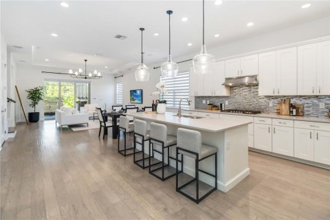 Купить виллу или дом в Орландо, Флорида 7 комнат, 388.15м2, № 1911804 - фото 13