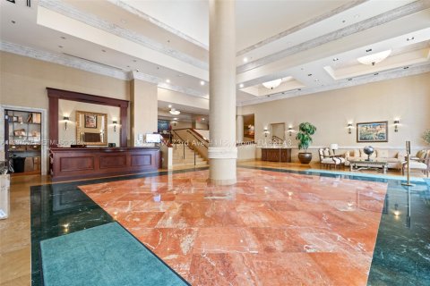 Townhouse in Miami, Florida 2 bedrooms, 160.54 sq.m. № 1995550 - photo 3