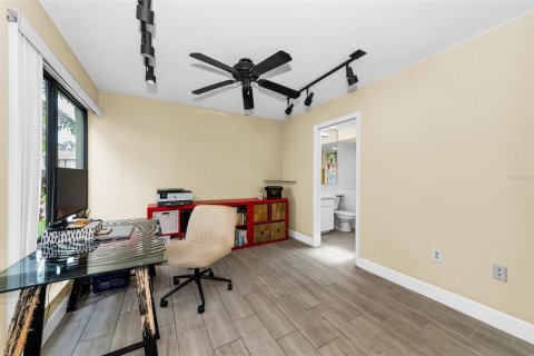 Casa en venta en Safety Harbor, Florida, 4 dormitorios, 272.67 m2 № 2273053 - foto 23
