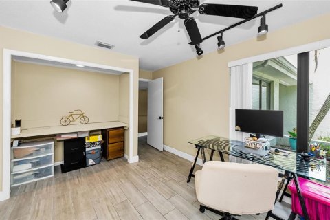 Casa en venta en Safety Harbor, Florida, 4 dormitorios, 272.67 m2 № 2273053 - foto 25