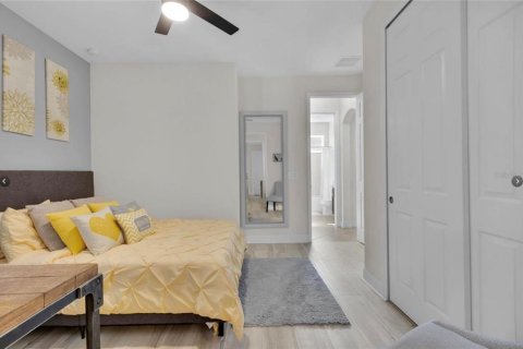 Villa ou maison à louer à Kissimmee, Floride: 5 chambres, 210.89 m2 № 2433211 - photo 13