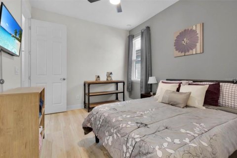 Villa ou maison à louer à Kissimmee, Floride: 5 chambres, 210.89 m2 № 2433211 - photo 11