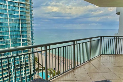 Copropriété à vendre à Sunny Isles Beach, Floride: 1 chambre, 89.19 m2 № 1938010 - photo 15