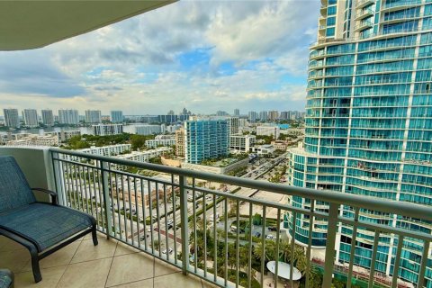 Condominio en venta en Sunny Isles Beach, Florida, 1 dormitorio, 89.19 m2 № 1938010 - foto 28