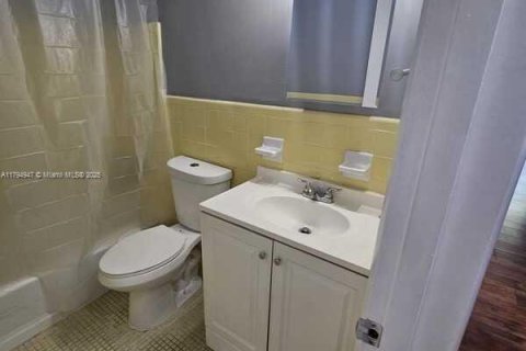 Condominio en venta en Miami Gardens, Florida, 1 dormitorio, 53.88 m2 № 1695715 - foto 5