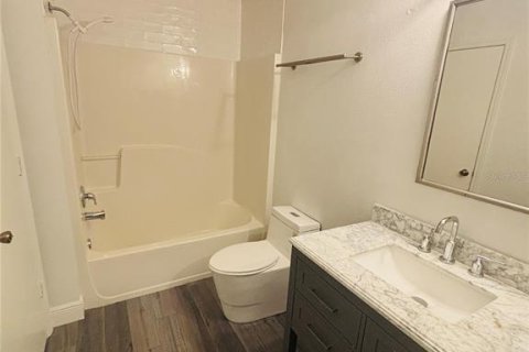 Condominio en venta en Orlando, Florida, 3 dormitorios, 163.88 m2 № 1619234 - foto 24