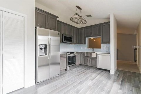 Condominio en venta en Orlando, Florida, 3 dormitorios, 163.88 m2 № 1619234 - foto 10