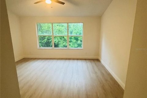 Condominio en venta en Orlando, Florida, 3 dormitorios, 163.88 m2 № 1619234 - foto 25