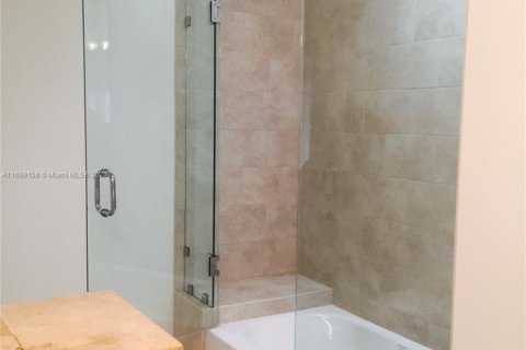 Townhouse in North Lauderdale, Florida 2 bedrooms, 142.14 sq.m. № 1754264 - photo 14