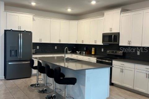 Casa en alquiler en Davenport, Florida, 6 dormitorios, 305.74 m2 № 1661934 - foto 3