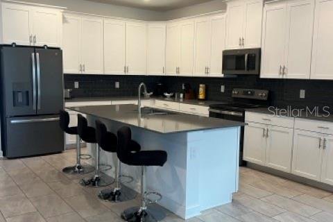 Casa en alquiler en Davenport, Florida, 6 dormitorios, 305.74 m2 № 1661934 - foto 4