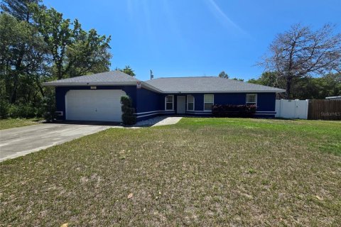 House in Ocala, Florida 4 bedrooms, 165.09 sq.m. № 1631535 - photo 1