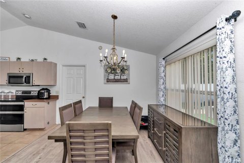 House in Ocala, Florida 4 bedrooms, 165.09 sq.m. № 1631535 - photo 11