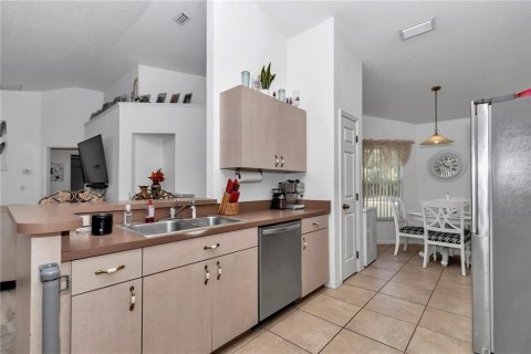 House in Ocala, Florida 4 bedrooms, 165.09 sq.m. № 1631535 - photo 14