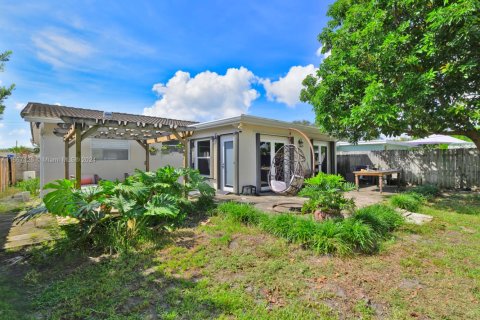 House in Hollywood, Florida 3 bedrooms, 151.99 sq.m. № 1867734 - photo 30