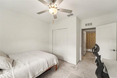 Casa en venta en Land O' Lakes, Florida, 6 dormitorios, 239.69 m2 № 2384190 - foto 16