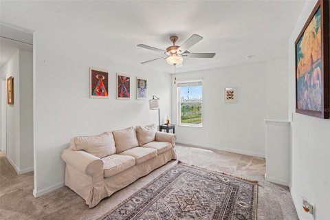 Casa en venta en Land O' Lakes, Florida, 6 dormitorios, 239.69 m2 № 2384190 - foto 20