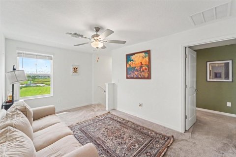 Casa en venta en Land O' Lakes, Florida, 6 dormitorios, 239.69 m2 № 2384190 - foto 19