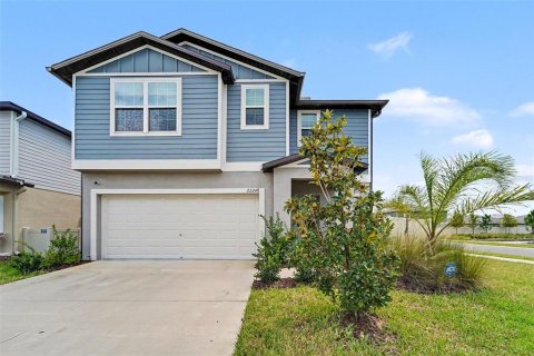 Casa en CONNERTON

 en Land O' Lakes, Florida 6 dormitorios, 239.69 m2 № 2384190