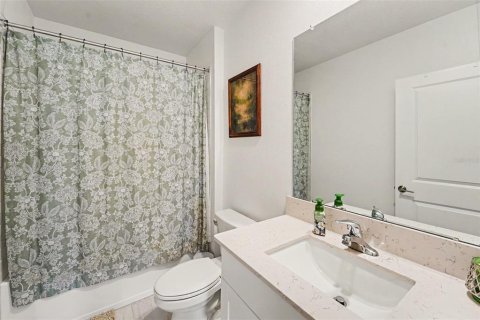 Casa en venta en Land O' Lakes, Florida, 6 dormitorios, 239.69 m2 № 2384190 - foto 17
