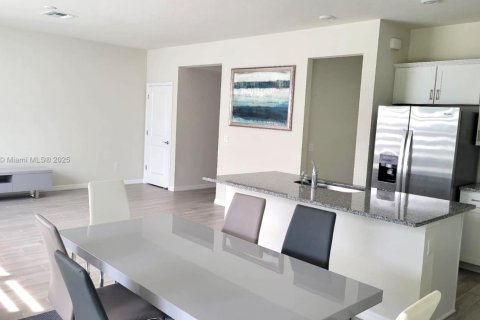 Купить таунхаус в Холливуд, Флорида 3 спальни, 164.99м2, № 1971704 - фото 15